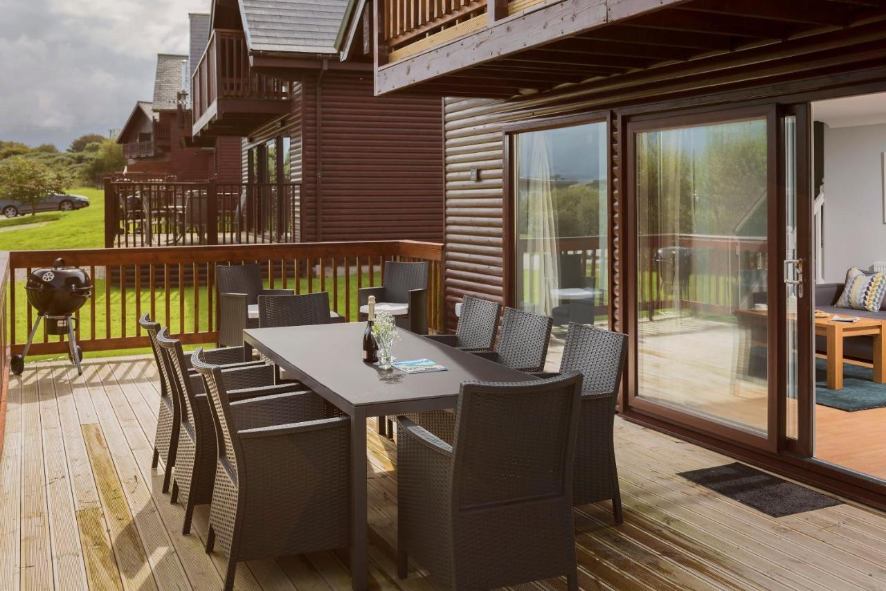 Skylark Sleeps 8 Private Hot Tub & Dogs Welcome Nr Padstow, Resort Pool Bar & Watersports St Columb Major Zewnętrze zdjęcie